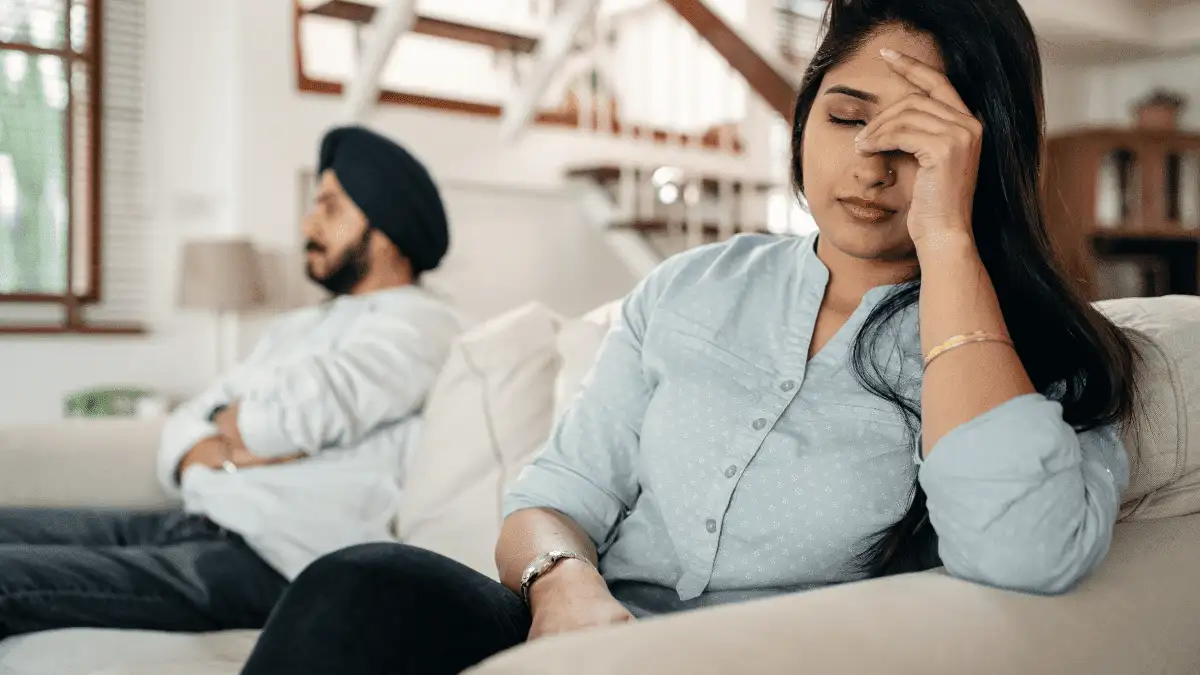 Couple who refused to talk to each other after quarreling