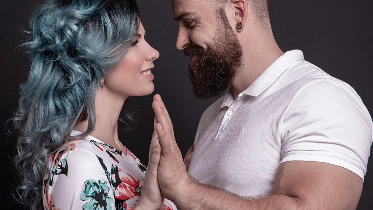 A guy in love with a girl who is not within his age bracket