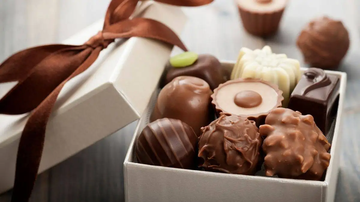 Chocolate gift hamper