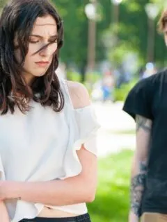 A girl trying to leave her toxic boyfriend
