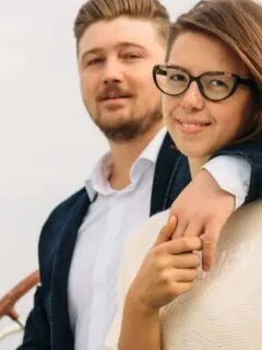 Signs your ex is pretending to be over you