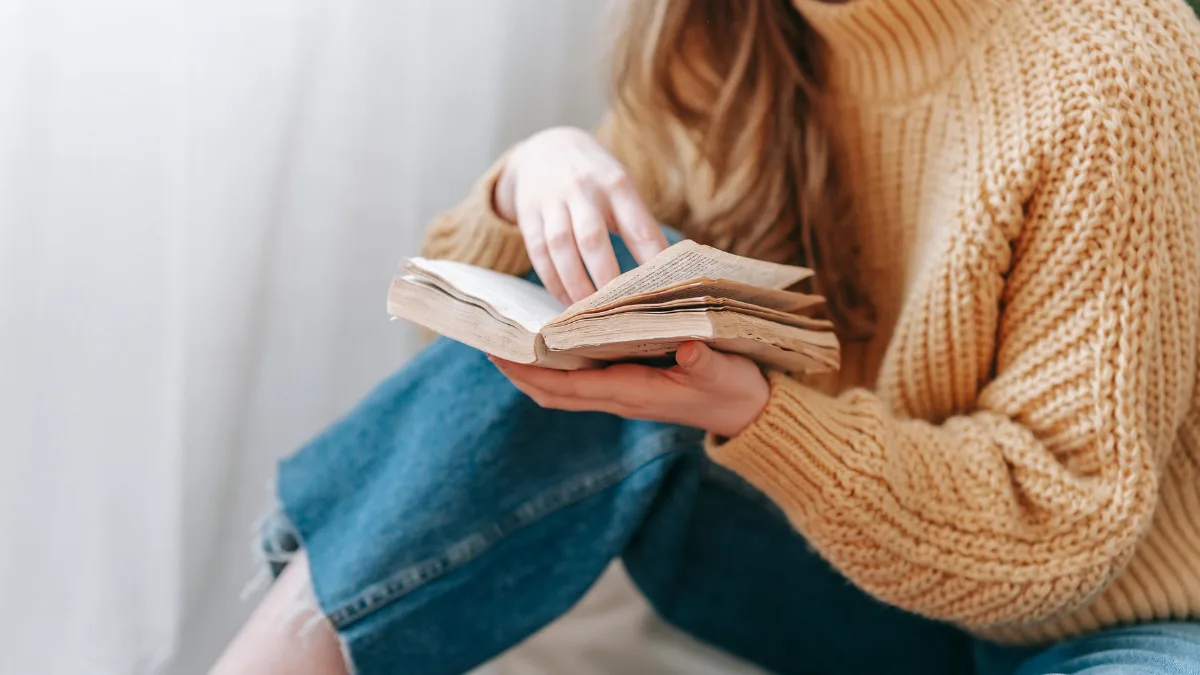 a lady reading