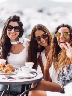 How to reconnect with an old friend