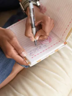 Journal prompts for goal setting