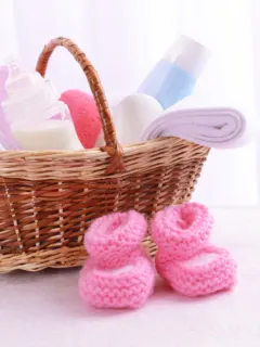 64 Newborn Baby Essential Lists You Will Need