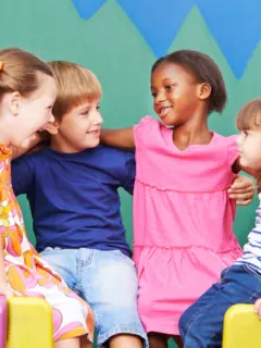 How to Help Your Kids Make Friends