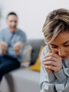 18 Signs of a Toxic Family