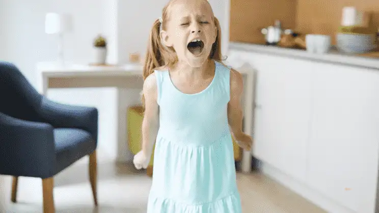 Signs your child is spoiled (2)
