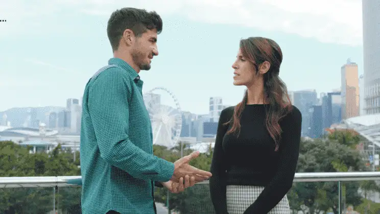 How to command a man's attention (1)