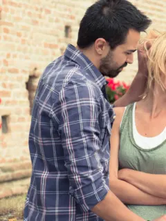 36 Painful Quotes for a Narcissistic Husband