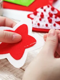 7 Simple Christmas Crafts For Kids
