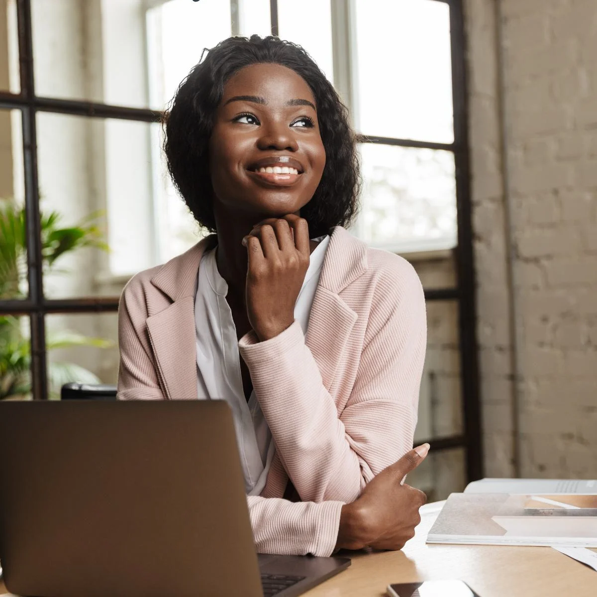 9 Signs You're Naturally Attractive