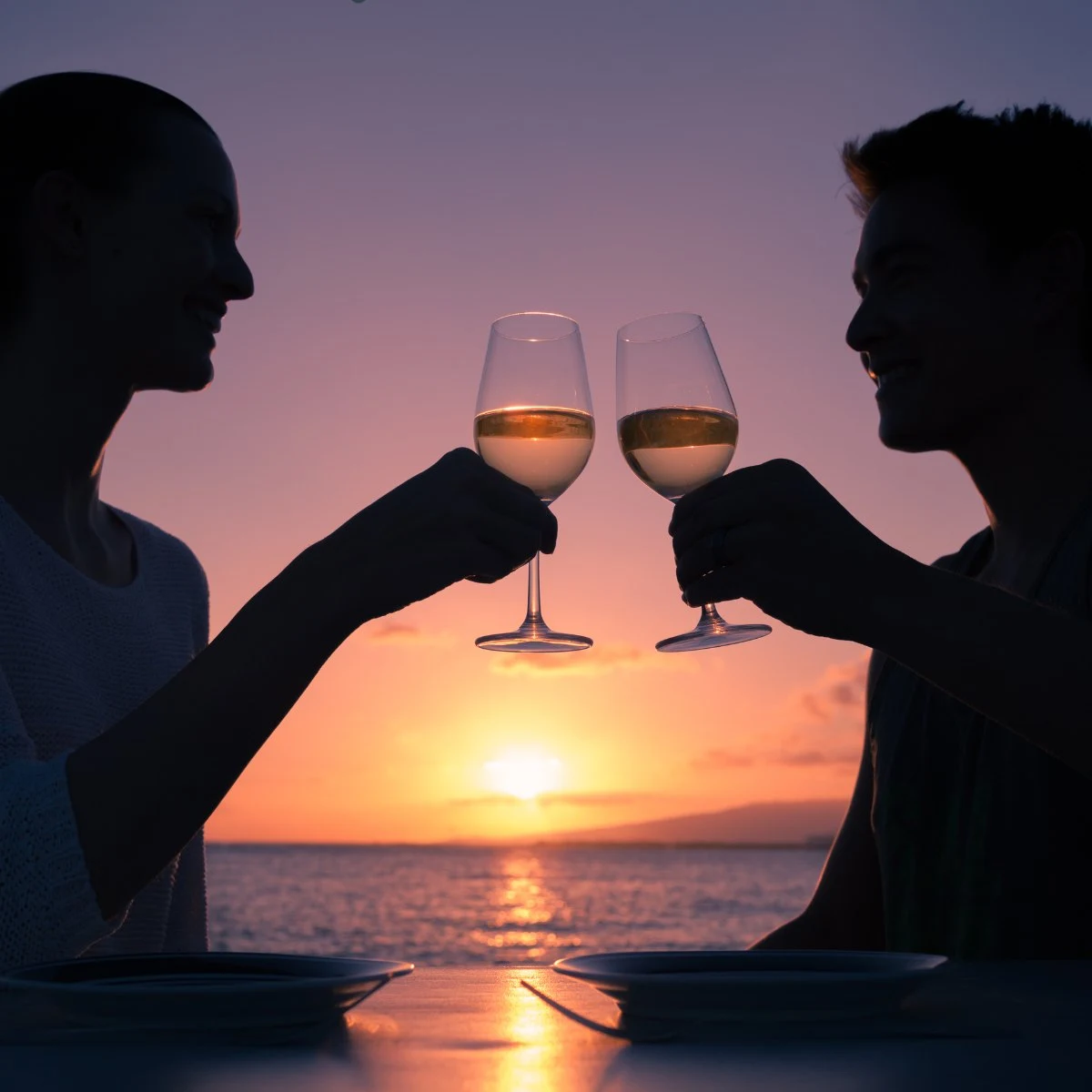9 Things Women Think Men Love
