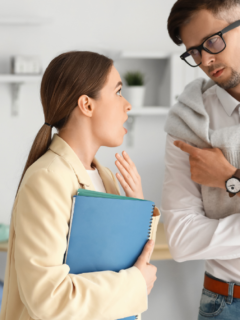 12 Signs He’s Lying About His Feelings