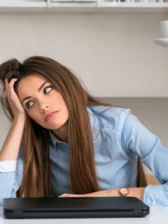 12 Ugly Things Women Do in Relationships