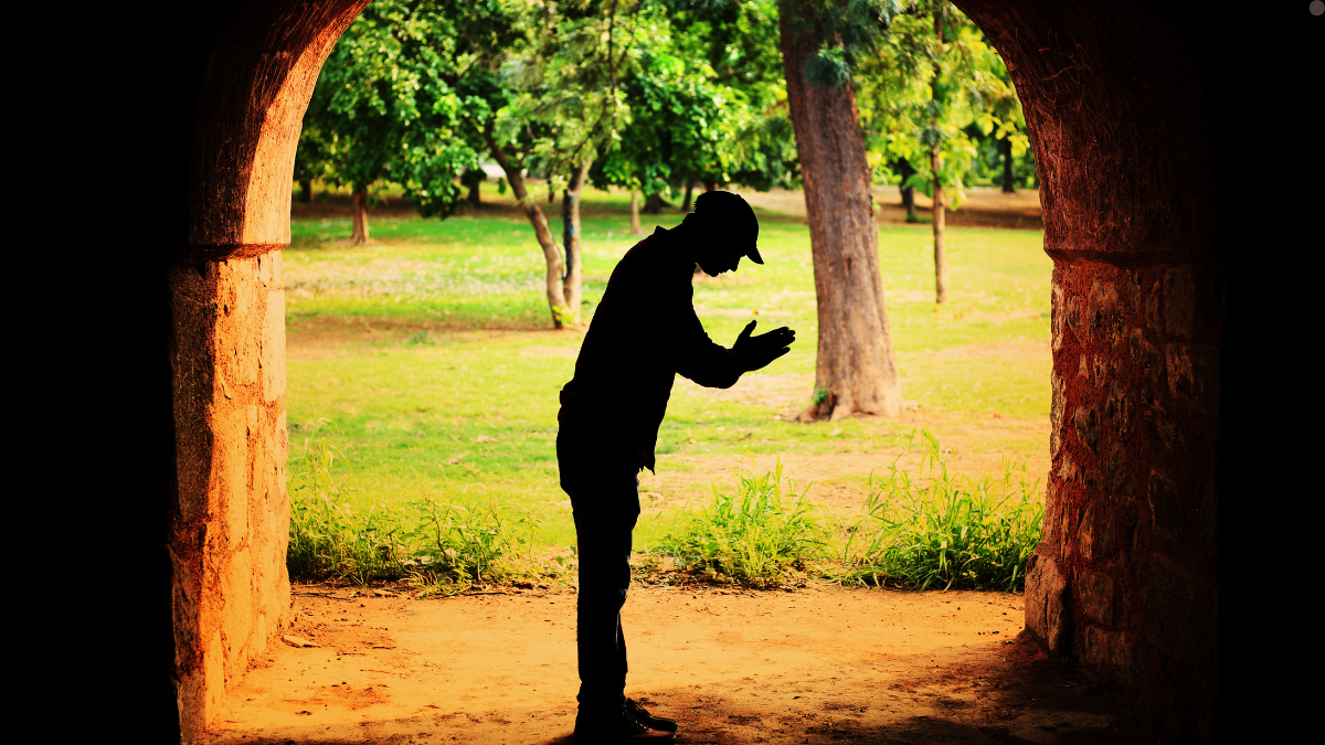 20 Clear Signs Of Humility