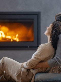 6 Cheap Valentine&rsquo;s Day D&eacute;cor Ideas for Couples