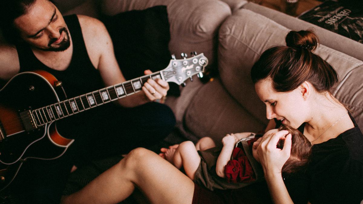 9 Habits of Men Who Are Committed to Their Wives