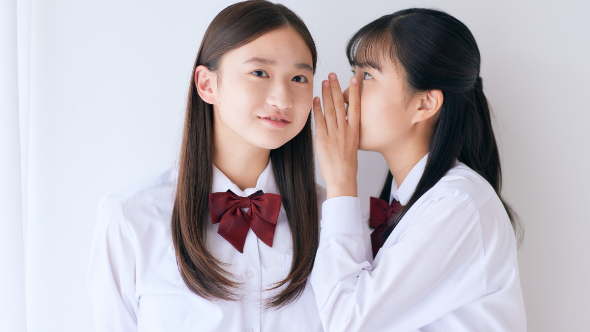 9 Things Women Say When They’re Secretive About an Affair