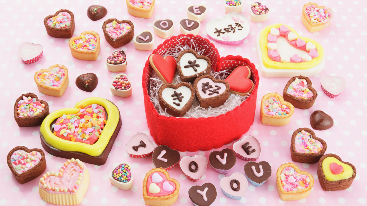 How to Celebrate Valentine&rsquo;s Day Without Spending Too Much