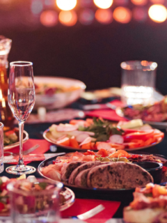 How to Host an Elegant New Year’s Dinner Party at Home