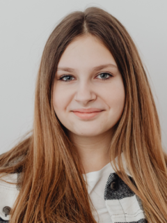 What Does It Mean When a Girl Smiles at You