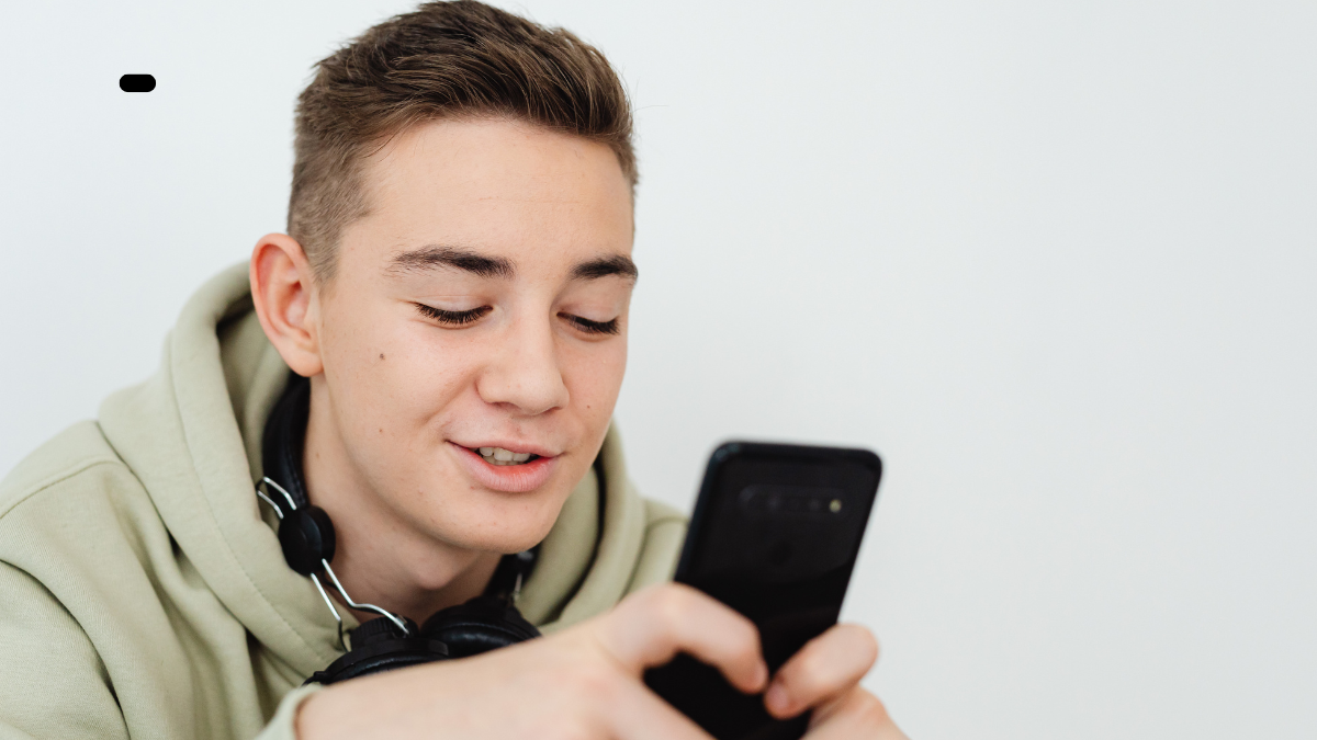 What Does It Mean When a Guy Likes Your Story