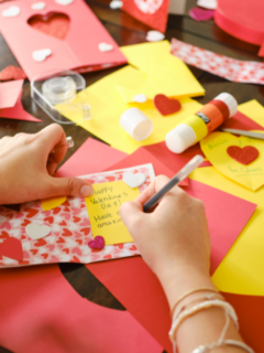 How to Make a Valentine&rsquo;s Gift