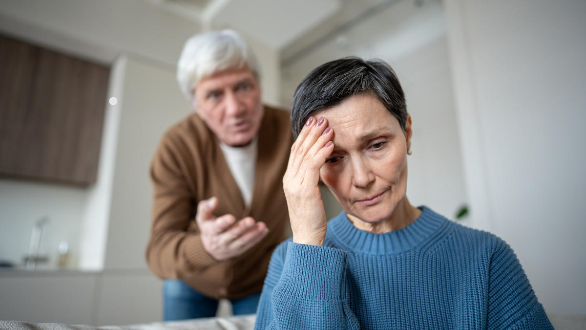 How to Emotionally Detach From a Narcissistic Husband